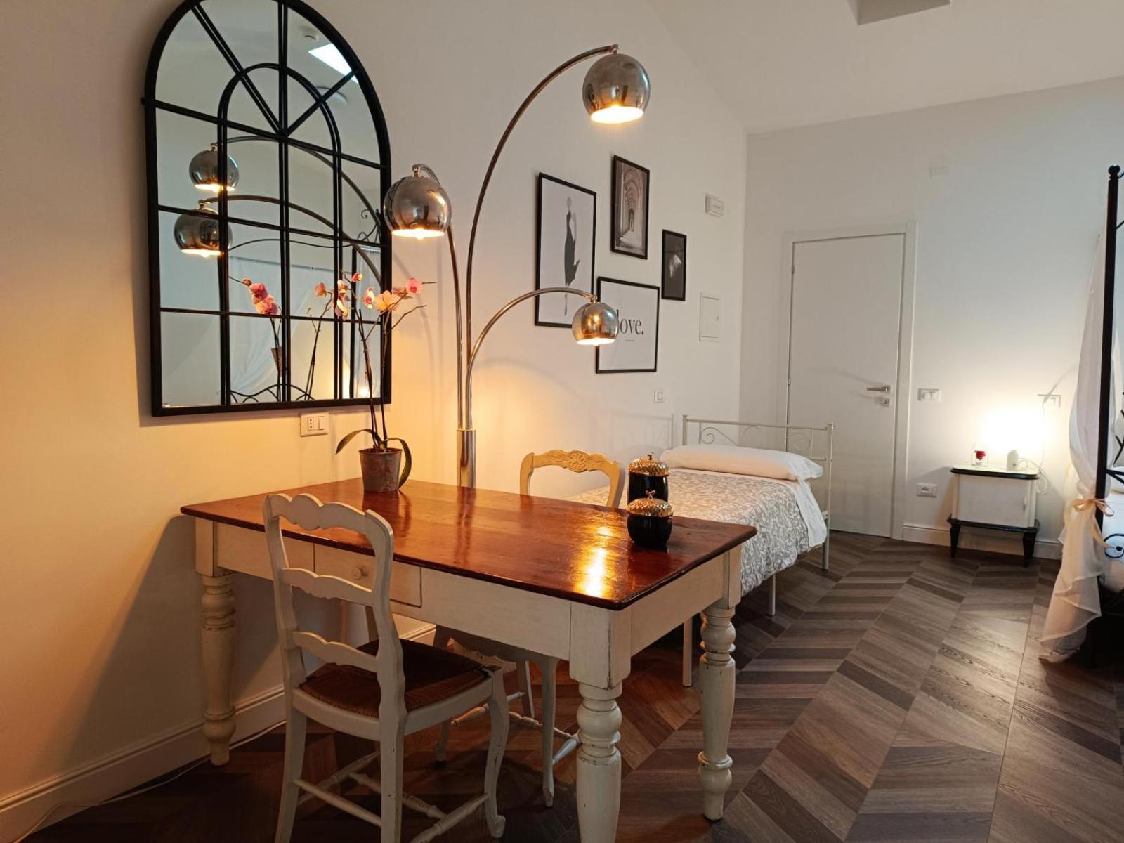 לינה וארוחת בוקר מונטיקיארי Garda Relais Antica Romelia מראה חיצוני תמונה